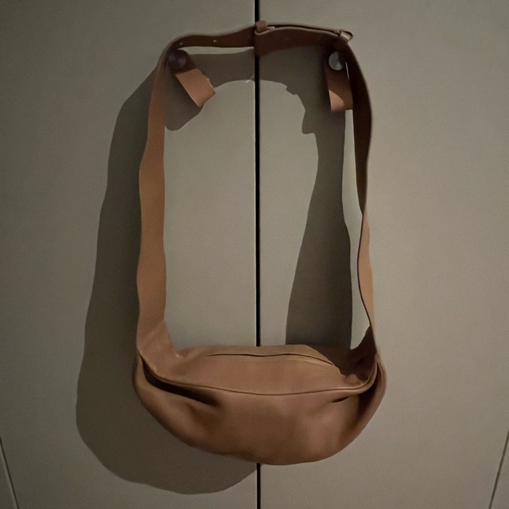 COS  FAUX LEATHER TAN SHOULDER/CROSSBODY BAG - ADJUSTABLE / NEW